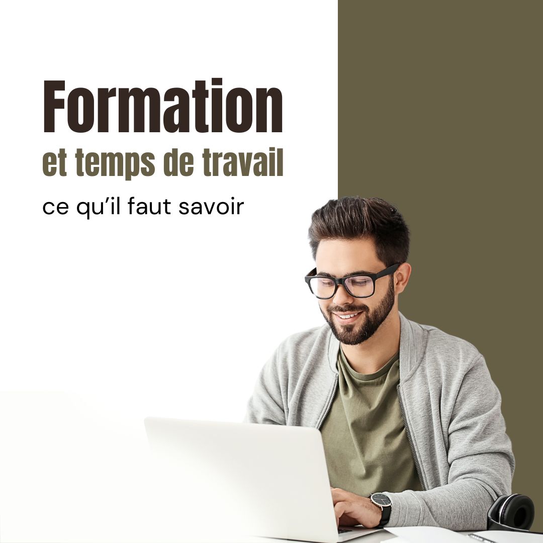 Salarié en télétravail suivant une formation en ligne pendant ses heures de travail