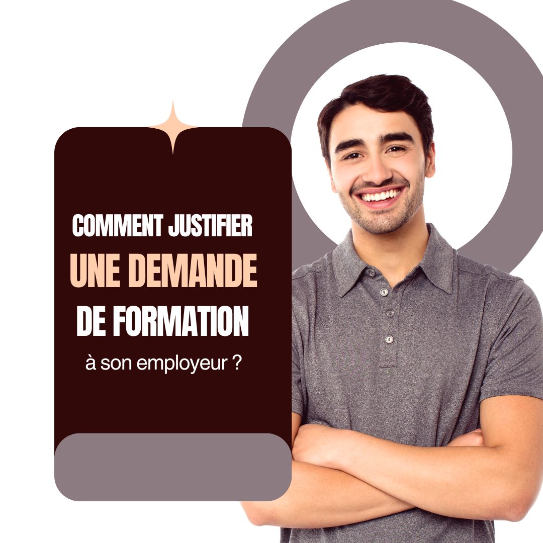 Salarié présentant une demande de formation à son employeur dans un bureau